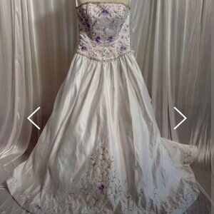 Wedding Gown – Size 6